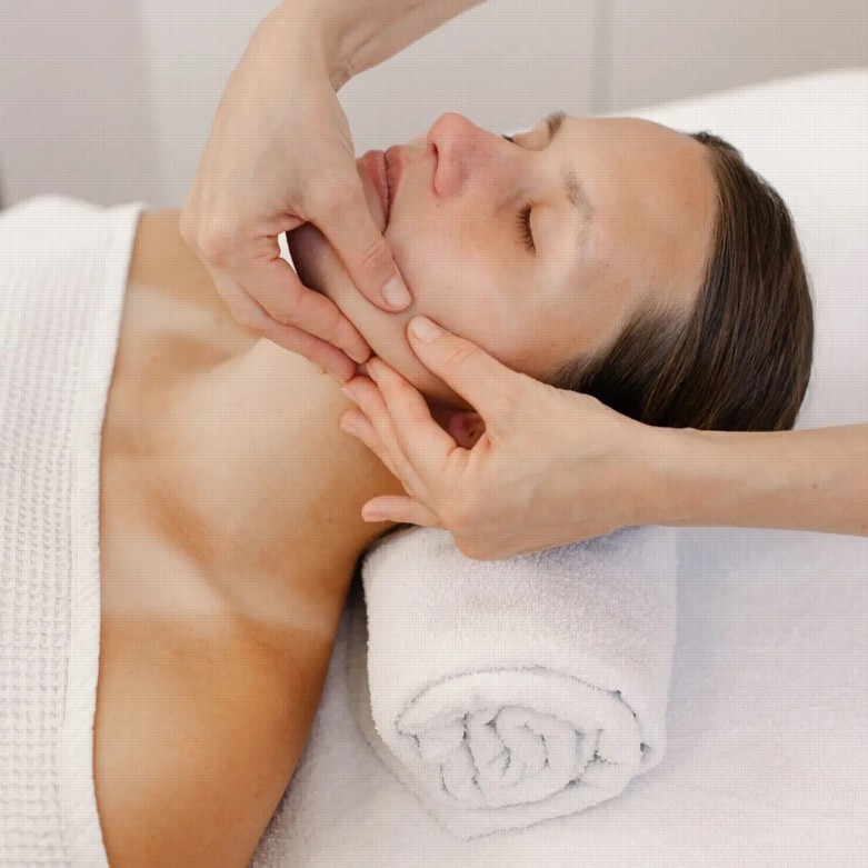 Kosmetika PEARL • Luxury Beauty salon dermoplastika PEARL • Luxury Beauty salon